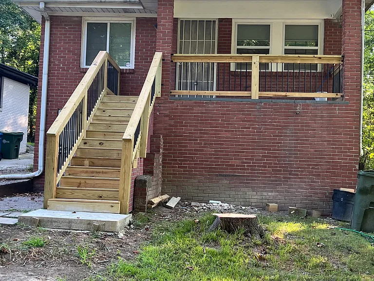 284 Spellman St NW — Photo 9