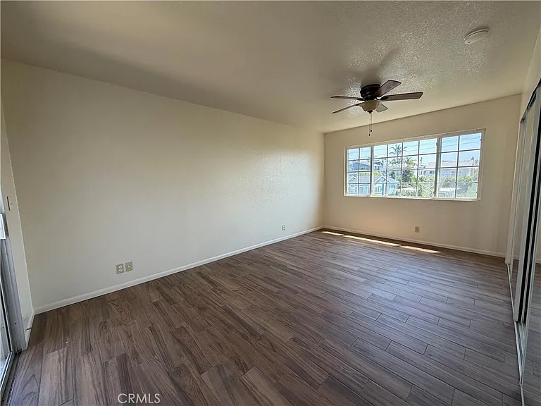 33884 Street Of The Violet Lantern — Photo 11