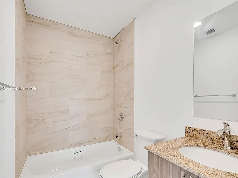 10235 SW 173rd St #10235 — Photo 7