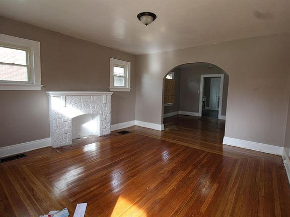 2nd image of 4100 Francis Ave