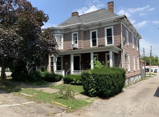 110 4th St, Aurora, IN 47001