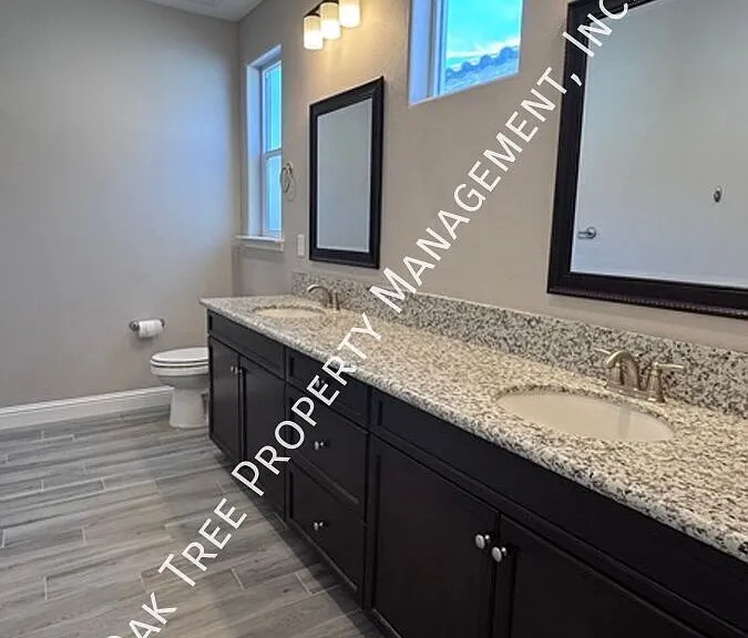 599 Saint Julien Dr — Photo 12
