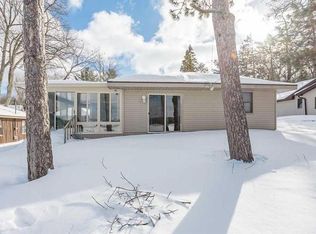 1382 E Long Lake Dr, Harrison, MI 48625