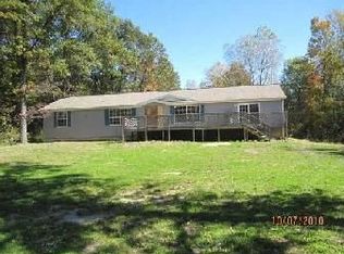 25915 Martinsville Rd, New Boston, MI 48164