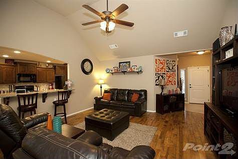 Grand Living Room!!!