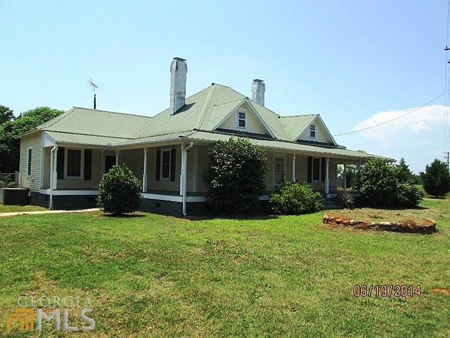 2nd image of 555 Mount Hebron Rd