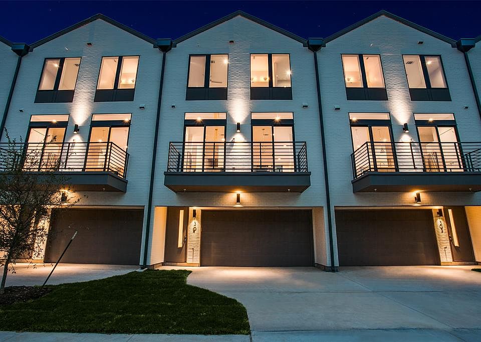 1st image of 4426 Cabell Dr #1104