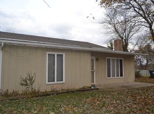 120 Billy Dr, Cassville, MO 65625