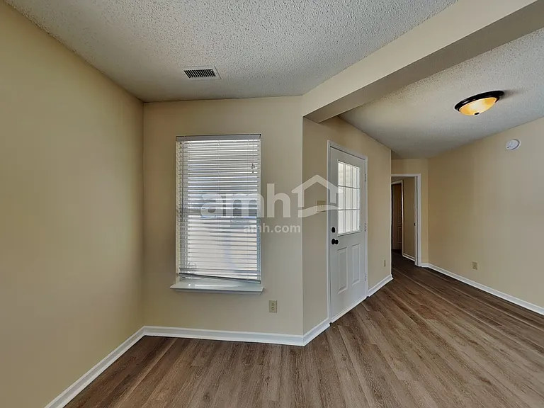 10002 Big Bend Dr — Photo 5