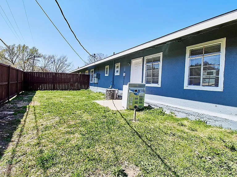 1504 Sherman Dr #301 — Photo 25