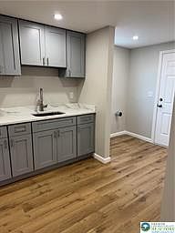 5th image of 11 Early St