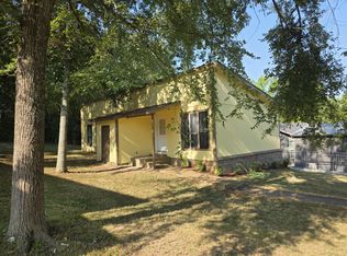 405 Hawkins St, Batesville, AR 72501