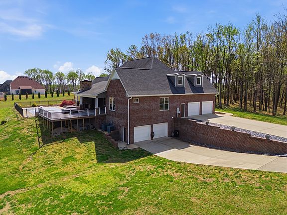 4th image of 2385 Pleasant View Rd