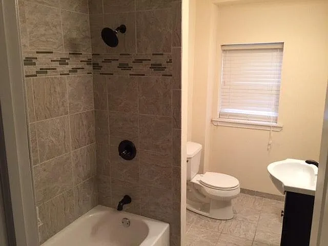 6110 Ridge Ave #2 — Photo 3