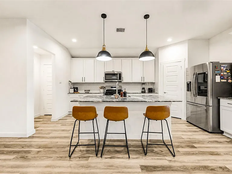 3238 Derry Hill Dr — Photo 16