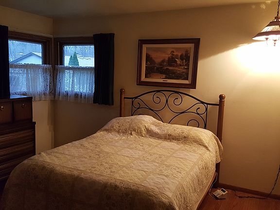 Master with hardworking floo