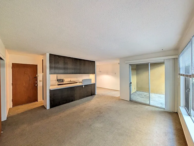 1925 Delaware St #2C — Photo 5