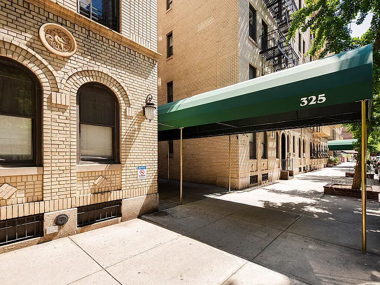 325 E 80th St #3B — Photo 10