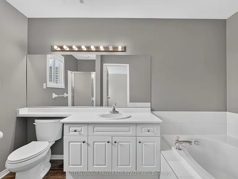 185 N Centre St #7 — Photo 23
