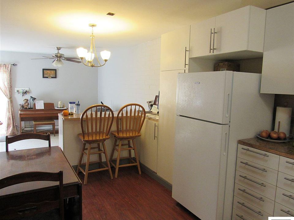 1st image of 1328 Green Dr
