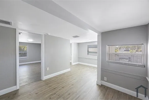 3 bed, $1,995 — Photo 2