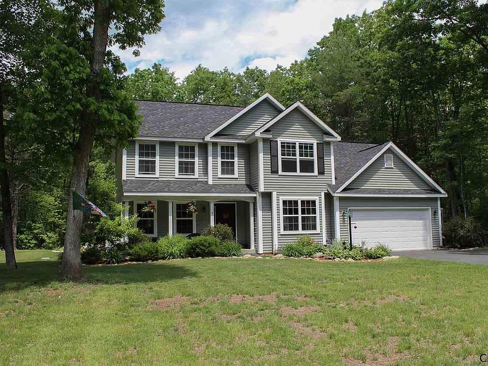 1st image of 18 Creekside Dr