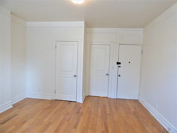 4th image of 1574 2nd Ave APT 3N