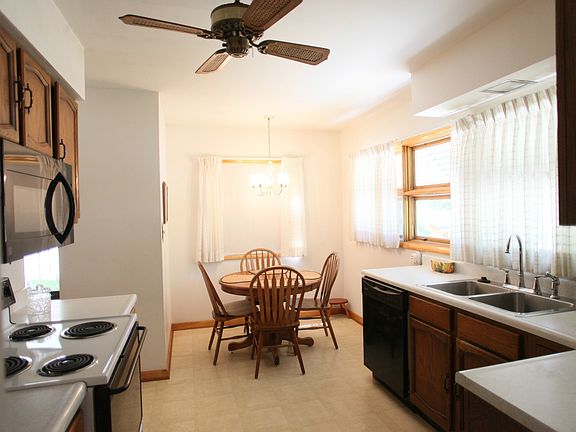 4th image of 3016 McDonald St