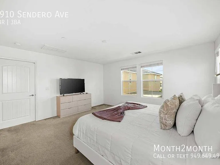 5910 Sendero Ave — Photo 15
