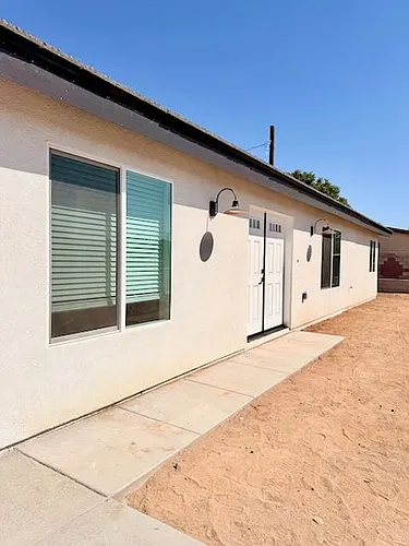 Live Oak Hesperia Photo 1