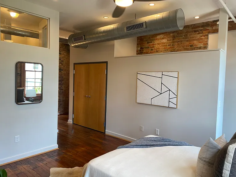 1232 Vine St #4 — Photo 7