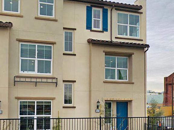 4th image of 14773 Badillo St #14