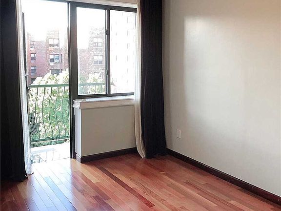 5th image of 144-48 Roosevelt Ave #7D