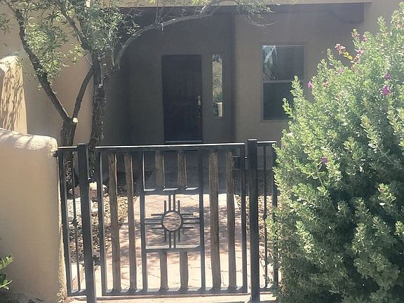 3rd image of 541 Corona Del Campo Loop