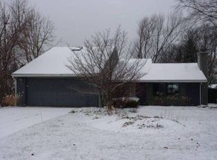 5634 Culpepper Dr, West Bloomfield, MI
