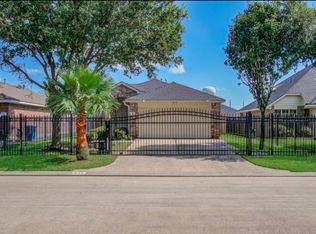 847 Richview Dr, Houston, TX 77060