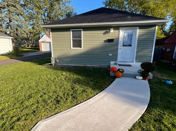 110 20th St, Findlay, OH 45840