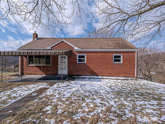 3rd image of 1829 Brodhead Rd