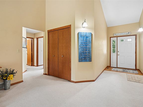 3rd image of 4131 Cedar Heights Trl