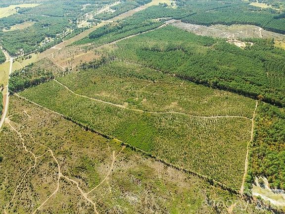 5th image of 1924 Ruby Rd