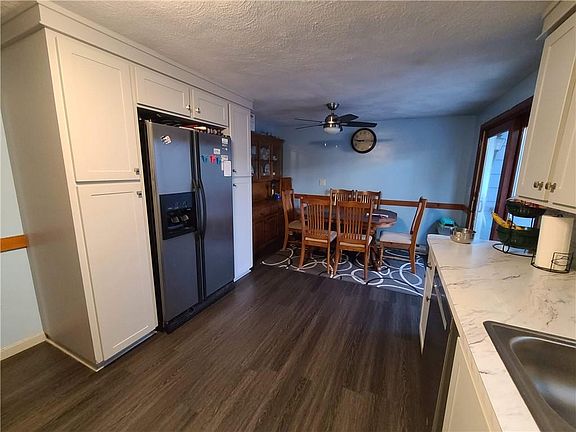 4th image of 59 Winthrop Ave