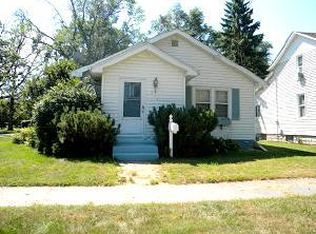 310 Fillmore Pl, Bay City, MI 48708