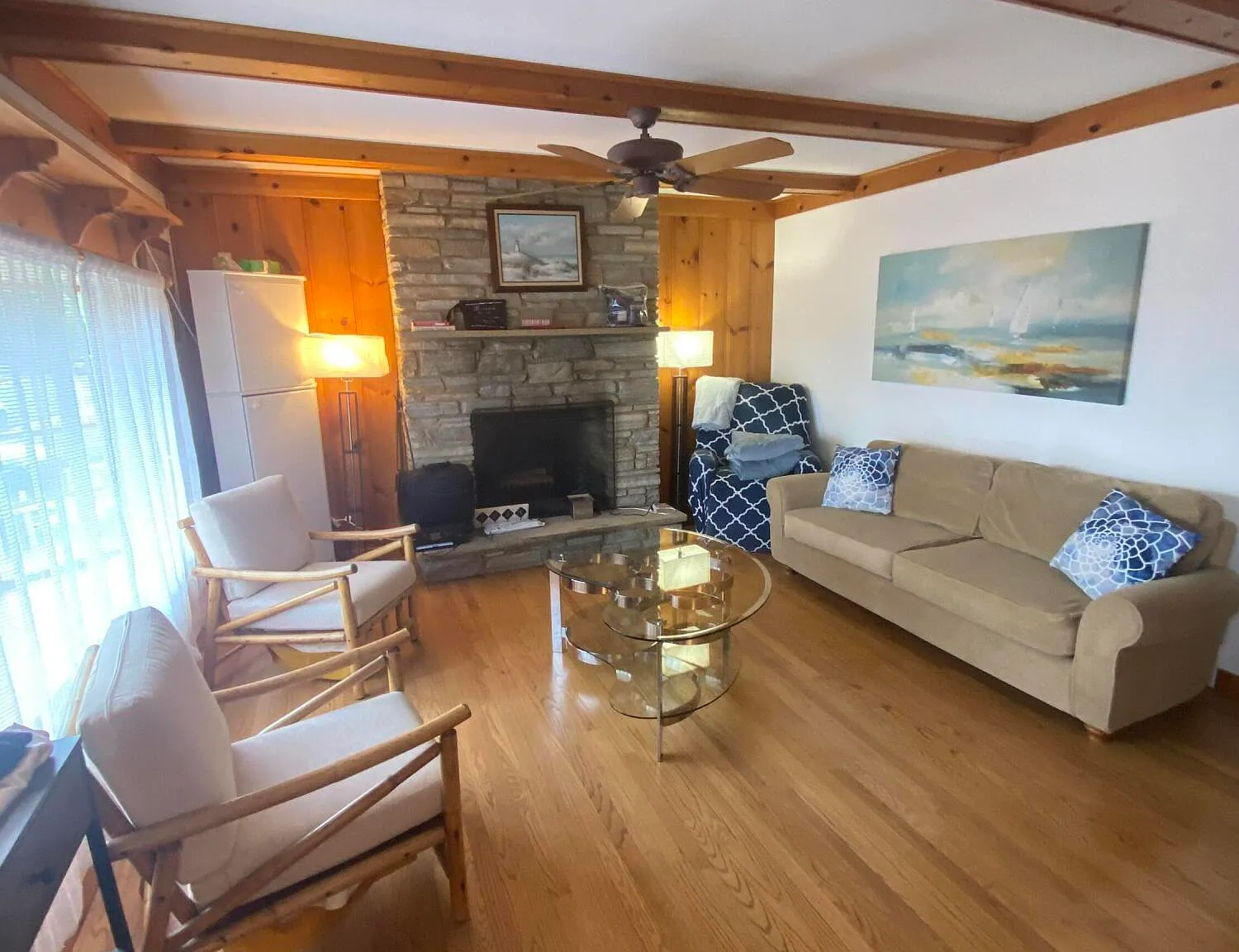 4 bed, 1622 sqft, $2,200 — Photo 4