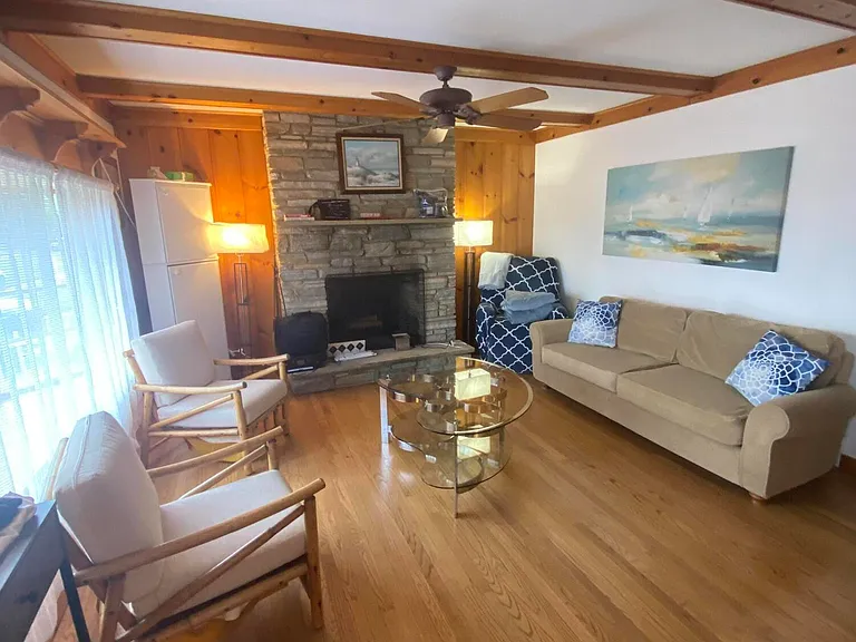 7 Campbell Ct — Photo 4
