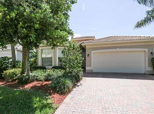 7899 Brookside Ct, Lake Worth, FL 33467