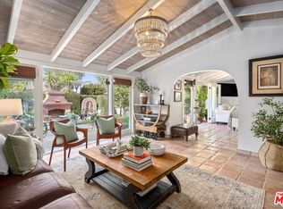 213 Via Cordova, Newport Beach, CA 92663