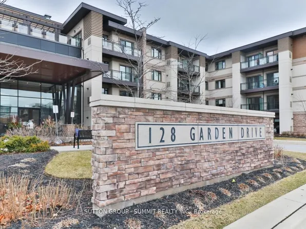 128 Garden Dr, Oakville, ON