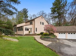 85 Hartford Ave S, Upton, MA 01568