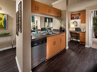 25330 Silver Aspen Way APT 628, Valencia, CA 91381
