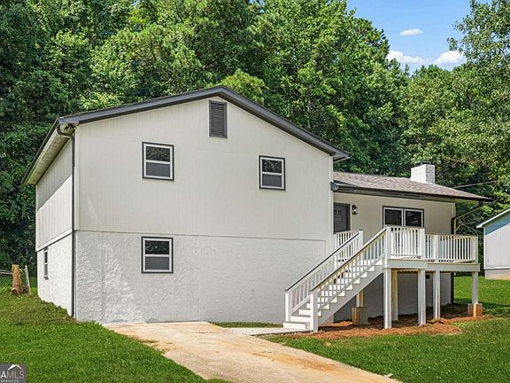 2nd image of 208 Hardy Way